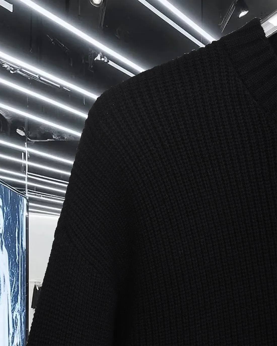 P270 Chrome Hearts/Cro Heart OS Loose Fit 2025fw Autumn and Winter New Style Classic Customized Leather Cross 🪡logo Round Neck Long Sleeve Off Shoulder Sweater Wool Sweater Imported Wool Blended Fabric Exquisitely Upgraded, Inspired by the 1980s Retro Original Fabric Official Same Style Round Neck Long Sleeve Suit Customized Mesh Sweater Thick Knitted Fabric Feels Very Comfortable Latest Brick Cabinet Synchronization for Spring and Summer Fashionable and Individual Super Versatile and Good-looking Style Very Suitable for Men and Women A must-have for everyone, hang tag, collar label, washed wheat, three labels complete. Color: black. white. Size: M-3XL